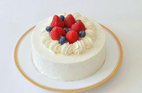 ケーキで大切な方をお祝い