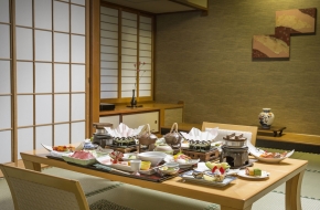 お部屋で会席料理を楽しむプラン