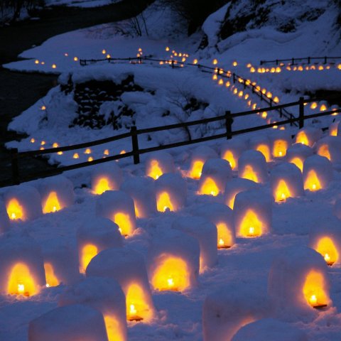湯西川温泉かまくら祭り